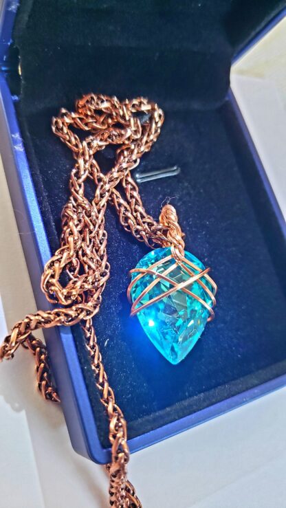 VERES™HUGE SPARKLE Dark Aquamarine & Copper European Lithuanian Crystal Pendant w 24 inch Thick-6mm thick red coppery chain 25X18mm medium - Image 8