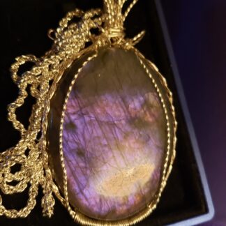 VERES™ 125ct AAA Huge Purple-Pink Finland mined Labradorite Silver Gemstone Pendant UNtreated +Add Solid 24in 925 Sterling Silver