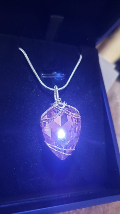 VERES™ Victorian Pink Lithuanian Crystal Pendant - Image 2