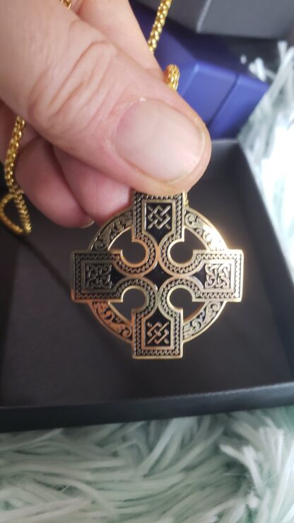 Celtic Cross GOLD Medallion Pendant Steel w Rope Chain - Image 5