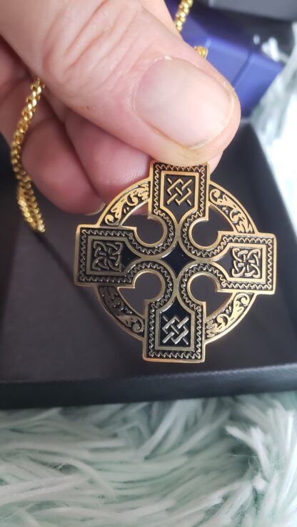 Celtic Cross GOLD Medallion Pendant Steel w Rope Chain - Image 7