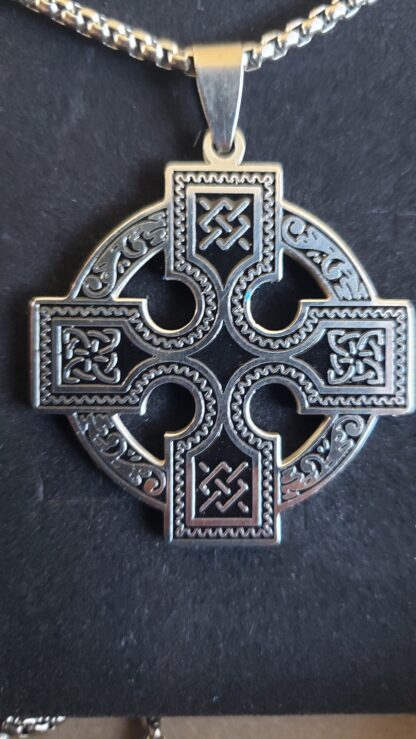 Dads New Embossed enamel  Celtic Cross SILVER  Medallion Pendant Steel - Comes w 22 inch matching Rope Chain Norse Mythology STAINLESS steel