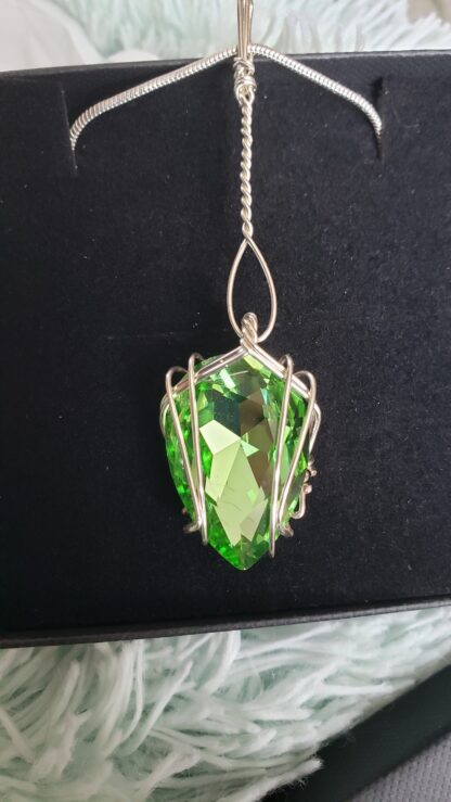 VERES™ Big Sparkle Dangle Drop Silver PERIDOT Lithuanian Crystal Pendant - Image 4