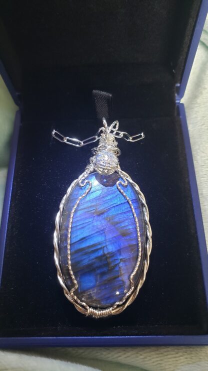 VERES™ 86ct AAA Deep Purple/Blue Fire Finland Labradorite Silver Gemstone Pendant -Necklace UNtreated w 26inch Silver Paperclip Chain