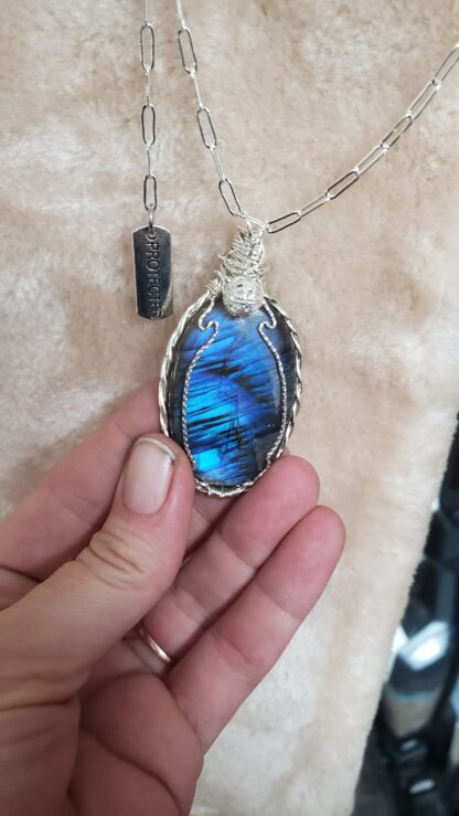 VERES™ 86ct AAA Deep Purple/Blue Fire Finland Labradorite Silver Gemstone Pendant -Necklace UNtreated w 26inch Silver Paperclip Chain - Image 3