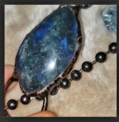 Vintage Victorian Style Deep Blue Labradorite & Clear Quartz Solid Copper Drop Chain Handmade Gemstone Necklace Amulet reiki ritual - Image 2