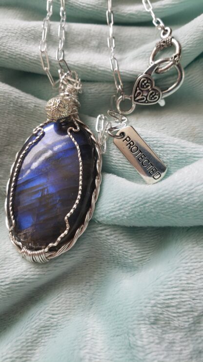 VERES™ 86ct AAA Deep Purple/Blue Fire Finland Labradorite Silver Gemstone Pendant -Necklace UNtreated w 26inch Silver Paperclip Chain - Image 8